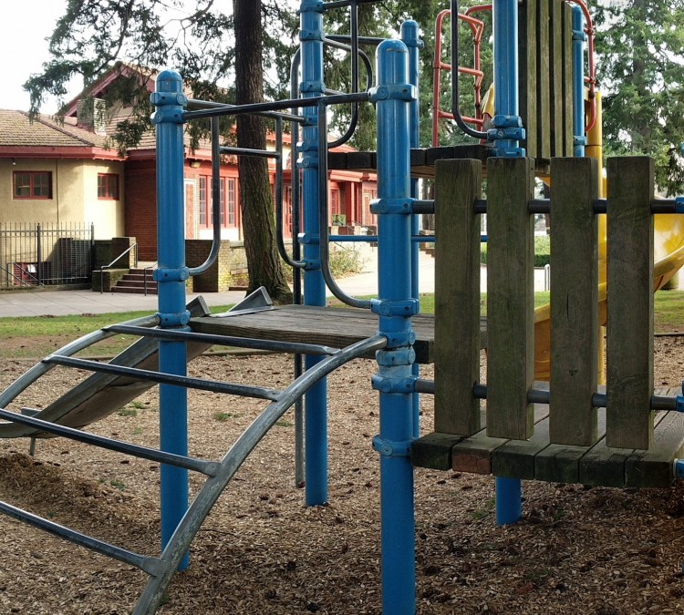 peninsula-park-playground-photo